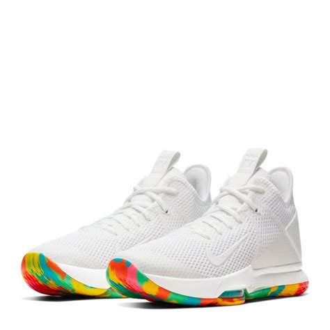 nike lebron witness 4 white